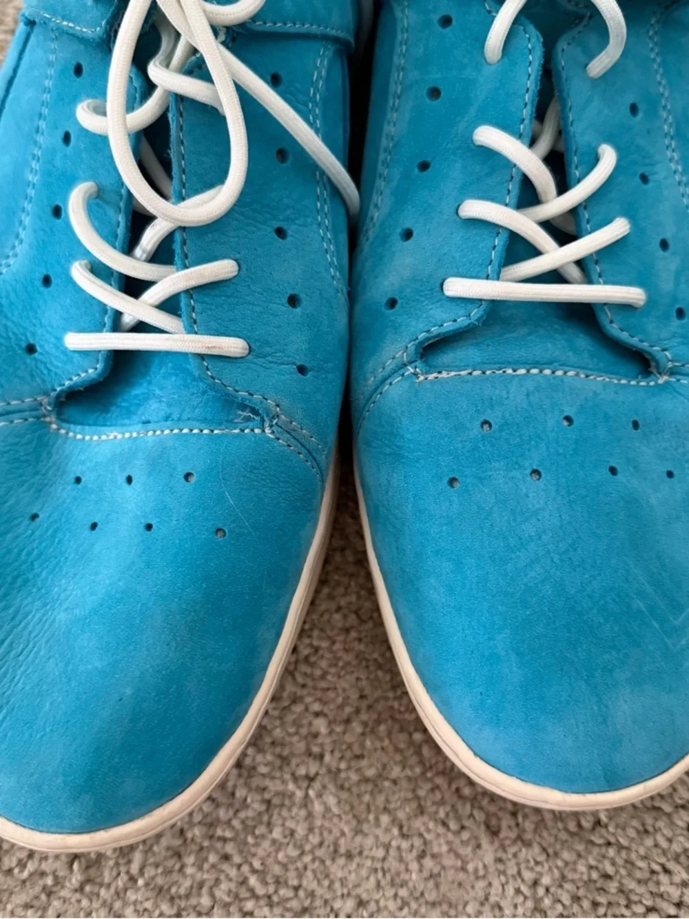 Creative Recreation vibrant turquoise